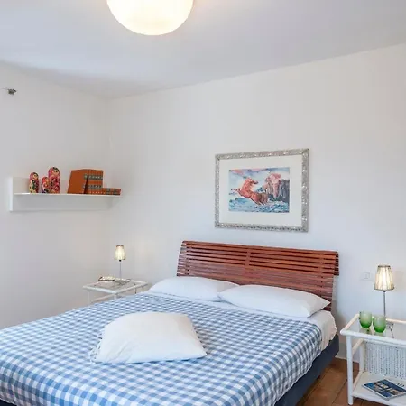 Ferienhaus In Mit Privatem Pool 別荘 *